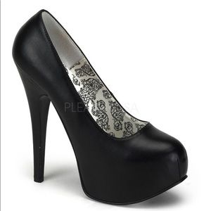 Bordello Teeze Heel in Black in Original Box